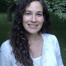 photo of Caroline Leland